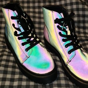 YRU boots sz  9